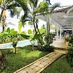 Villa Jolanda